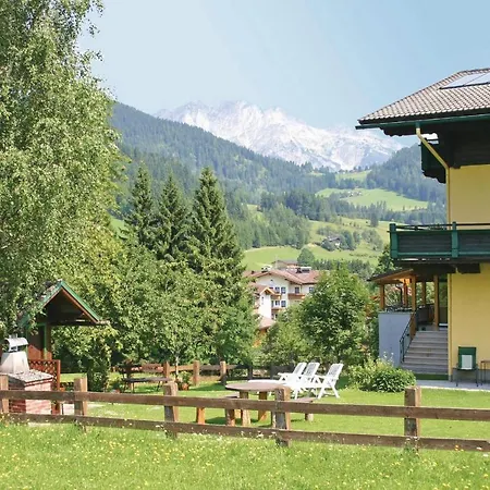 Two-bedroom In St. Martin A.t. Appartement Sankt Martin am Tennengebirge